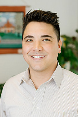 headshot of brandon barker
