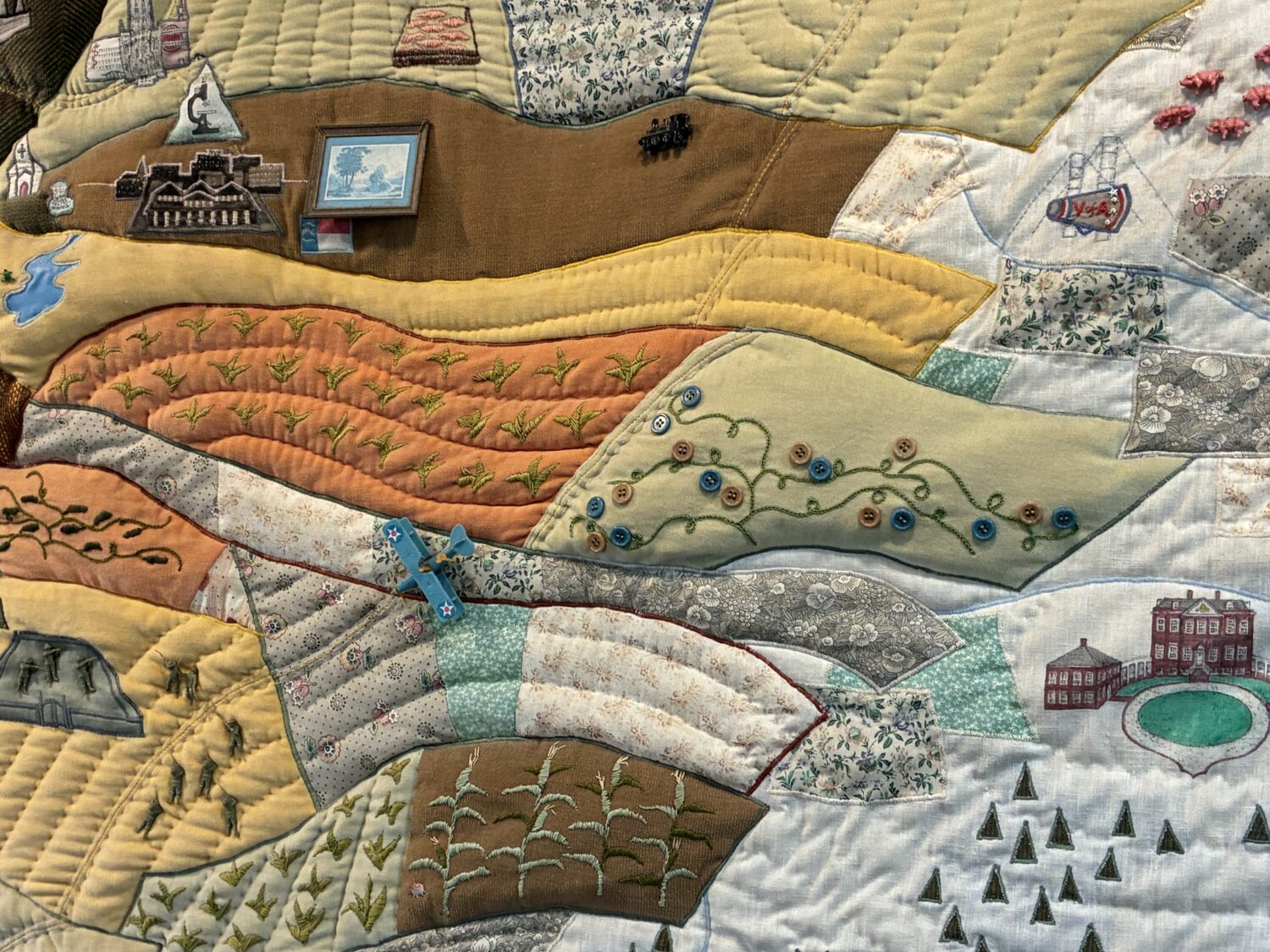 NC Quilt—Made by Susanne Yowell in 1982. Hand-pieced and quilted to show North Carolina’s regions. At the North Carolina Visitors Center, Columbus, I-26.