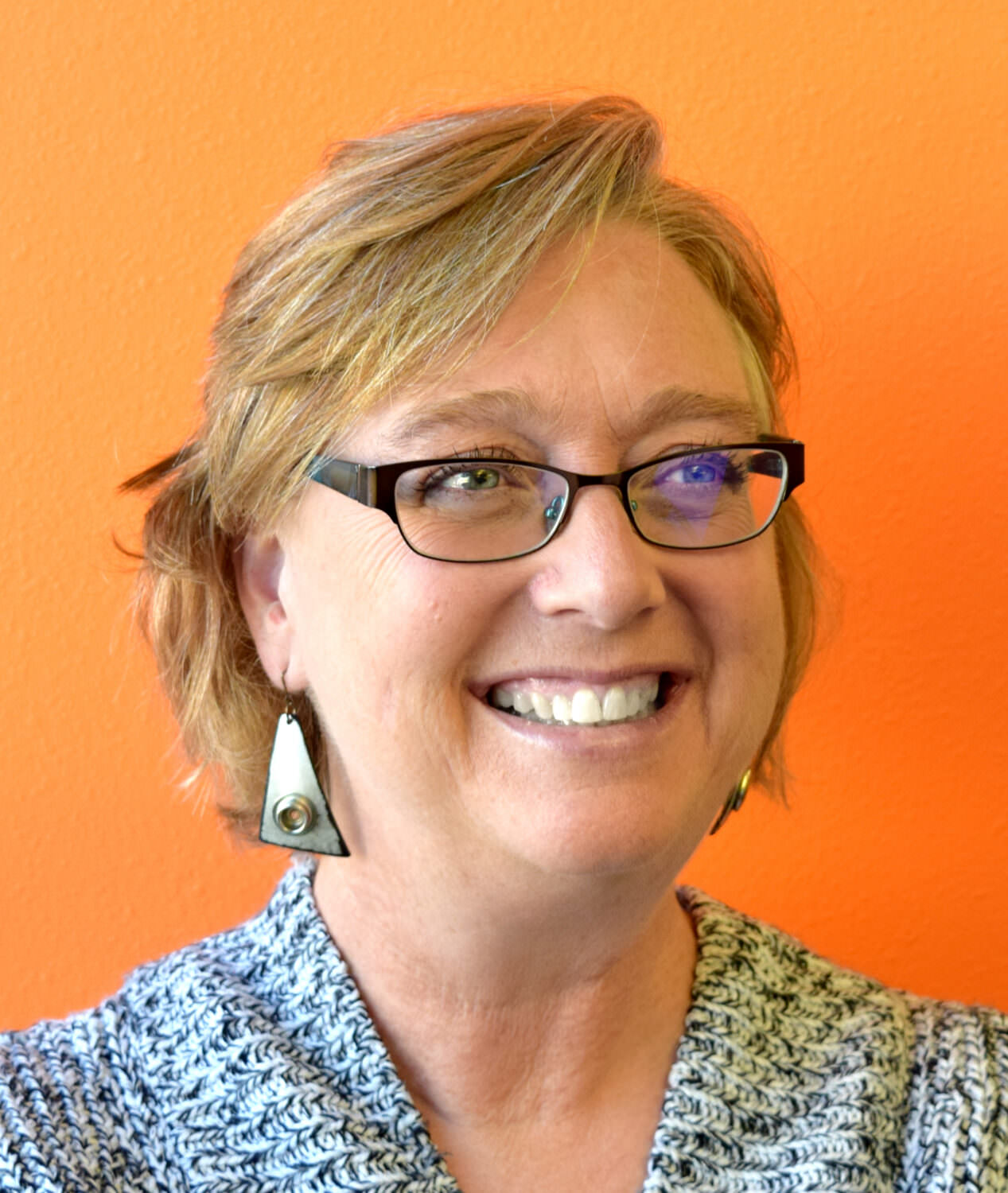headshot of annie hatch
